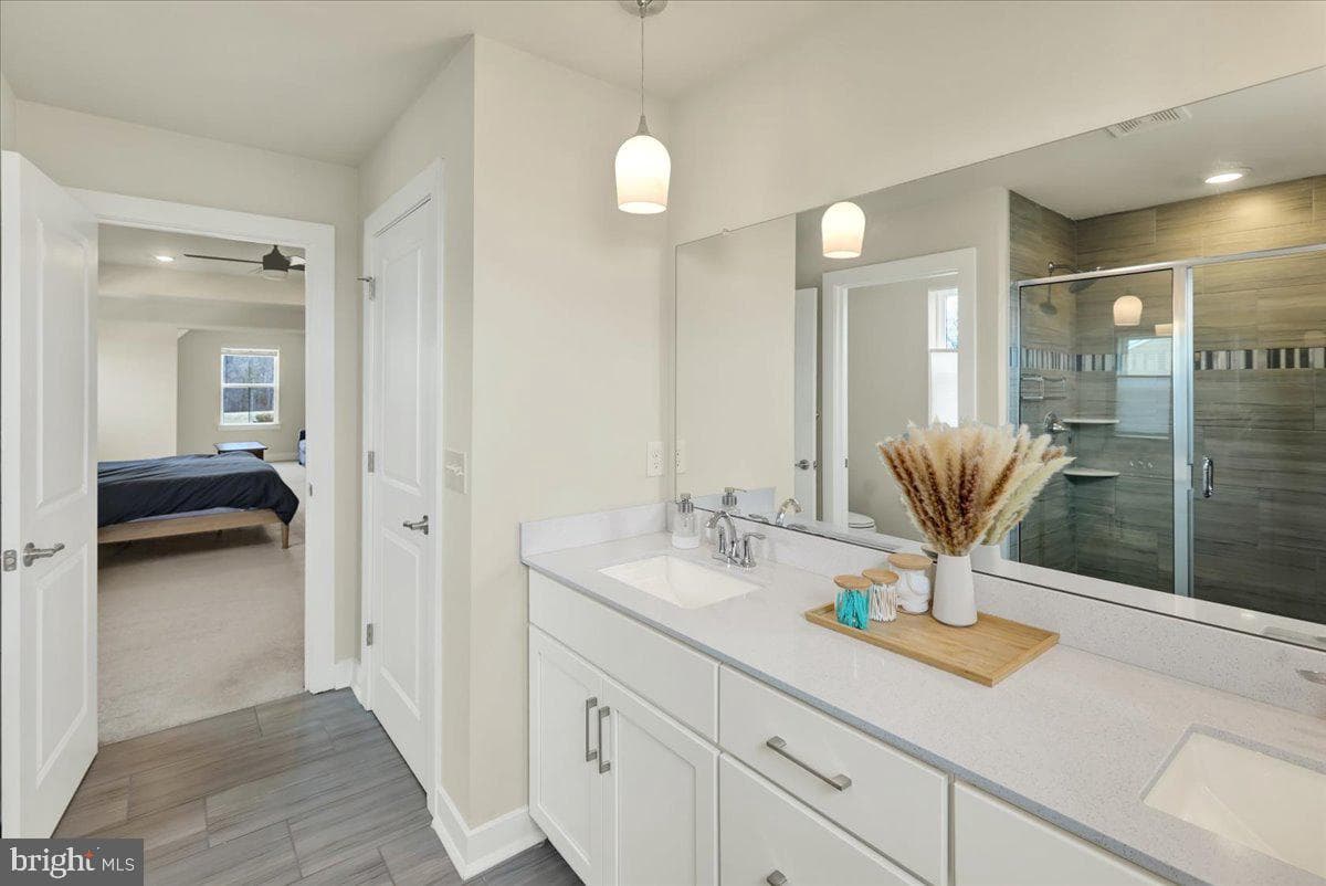 1076 Mariwill Drive photo 39