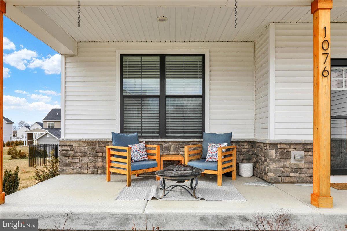 1076 Mariwill Drive photo 5
