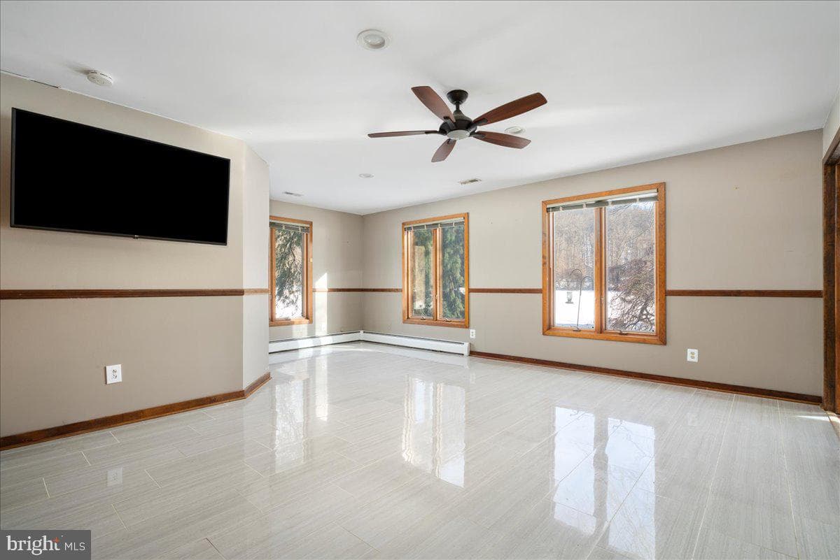 2096 Holicong Road photo 23