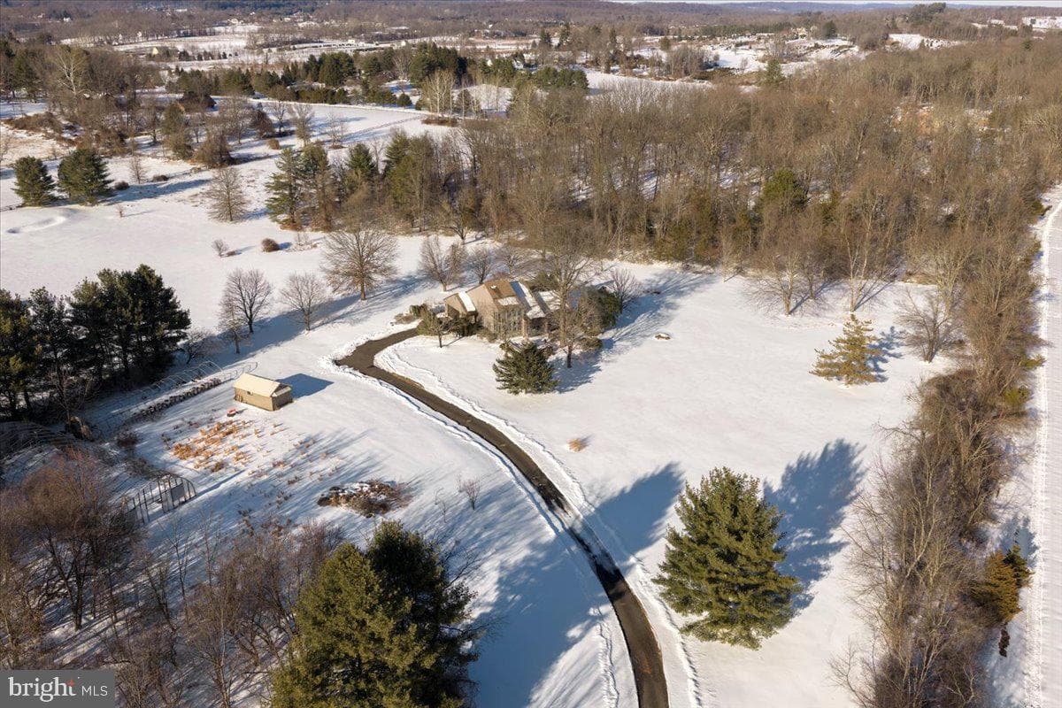 2096 Holicong Road photo 44