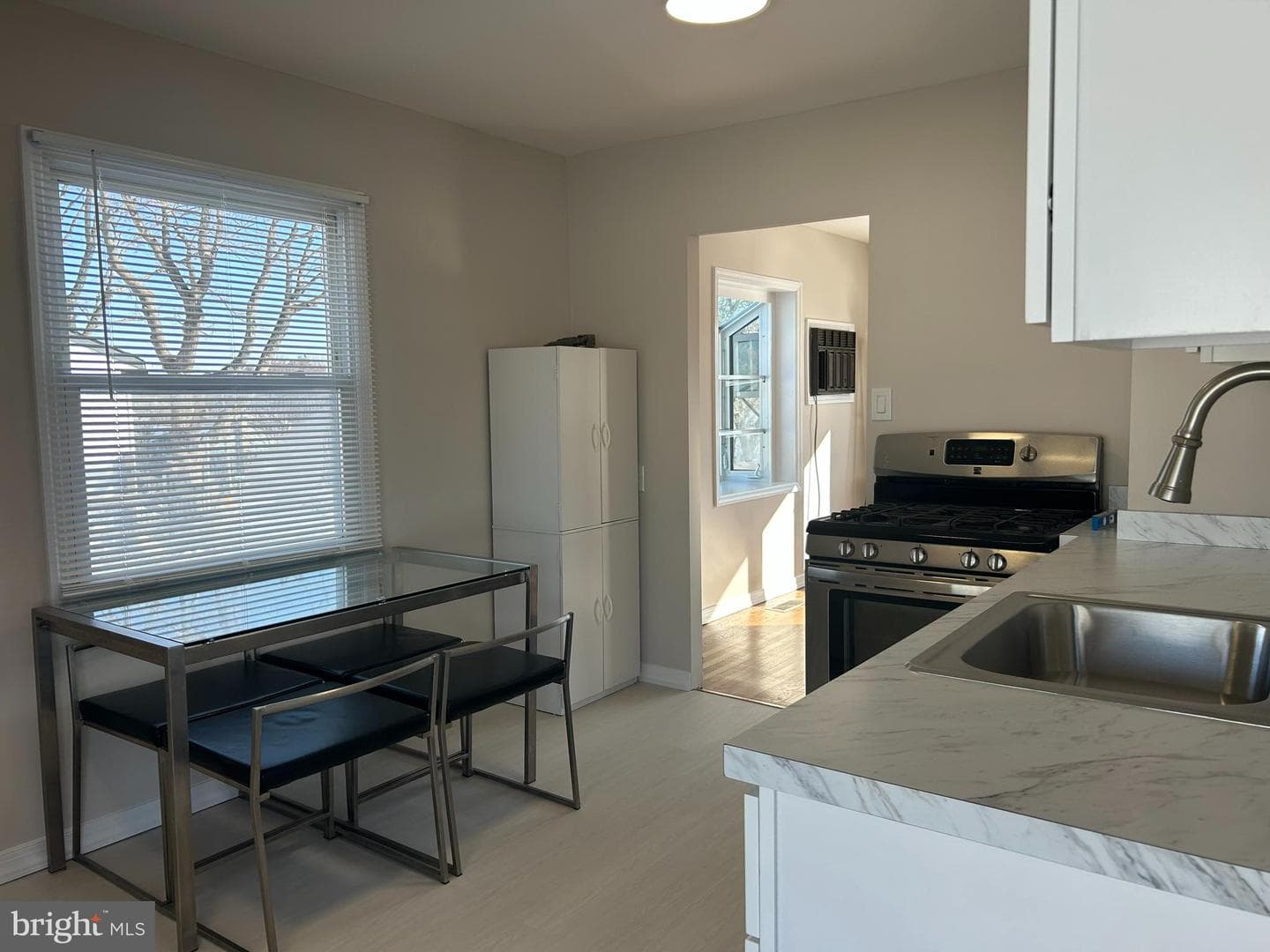 419 Temple Road photo 3
