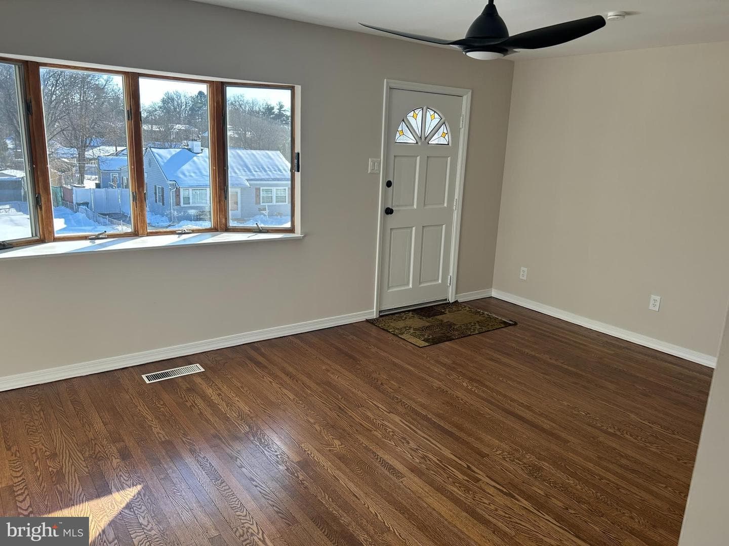 419 Temple Road photo 4
