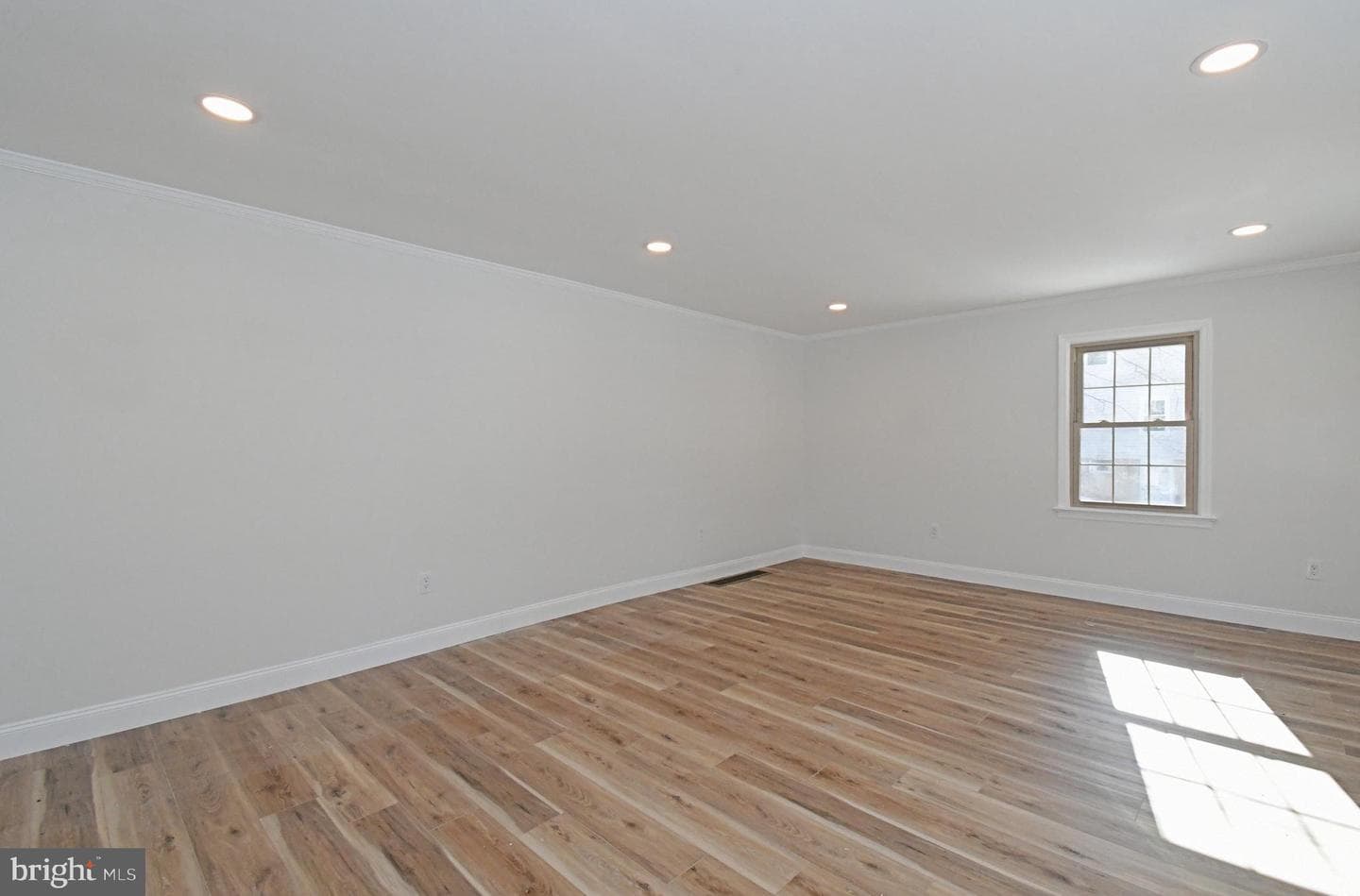 2980 Yorkshire Road photo 7