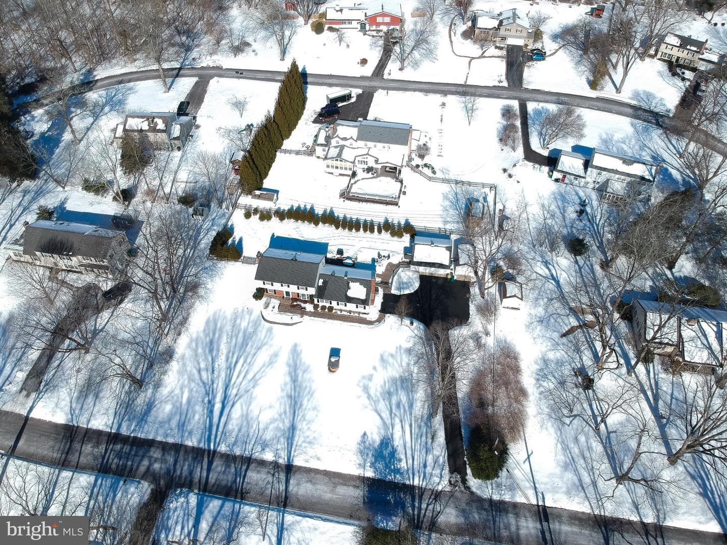 543 Green Valley Road photo 37