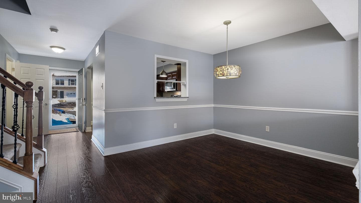 4645 Louise Saint Claire Drive photo 10