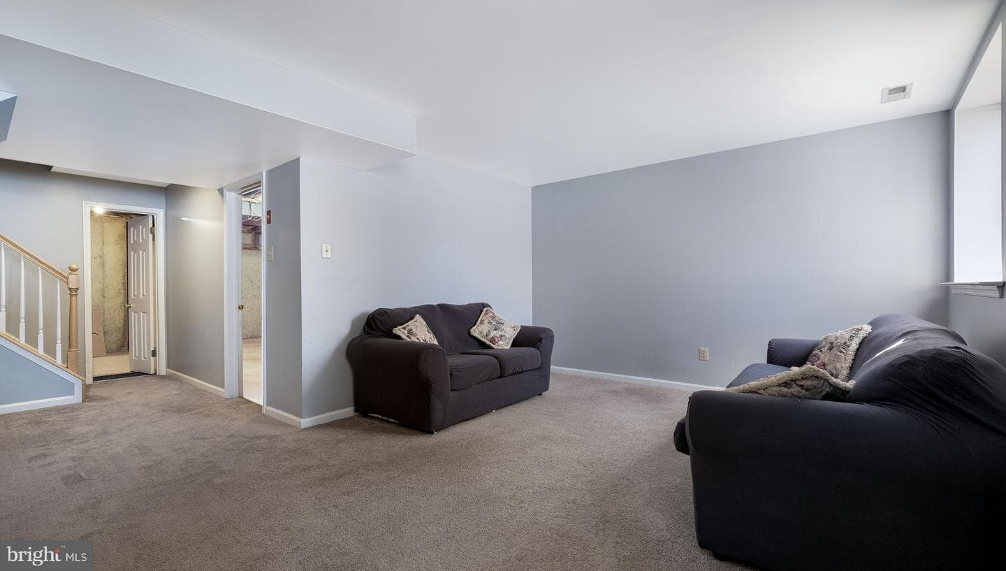 4645 Louise Saint Claire Drive photo 14
