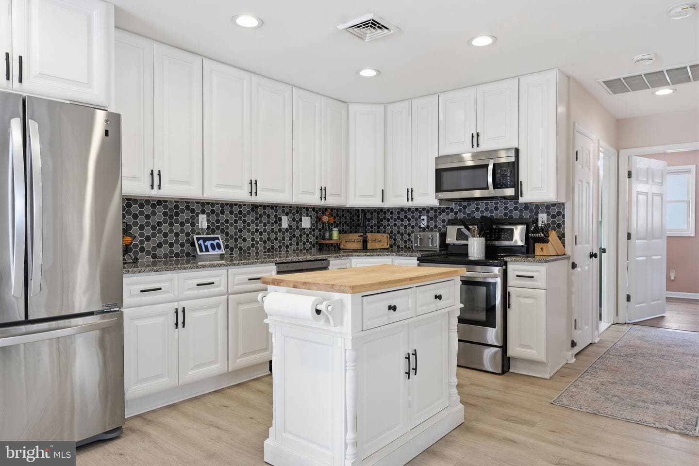 201 Allendale Drive photo 7