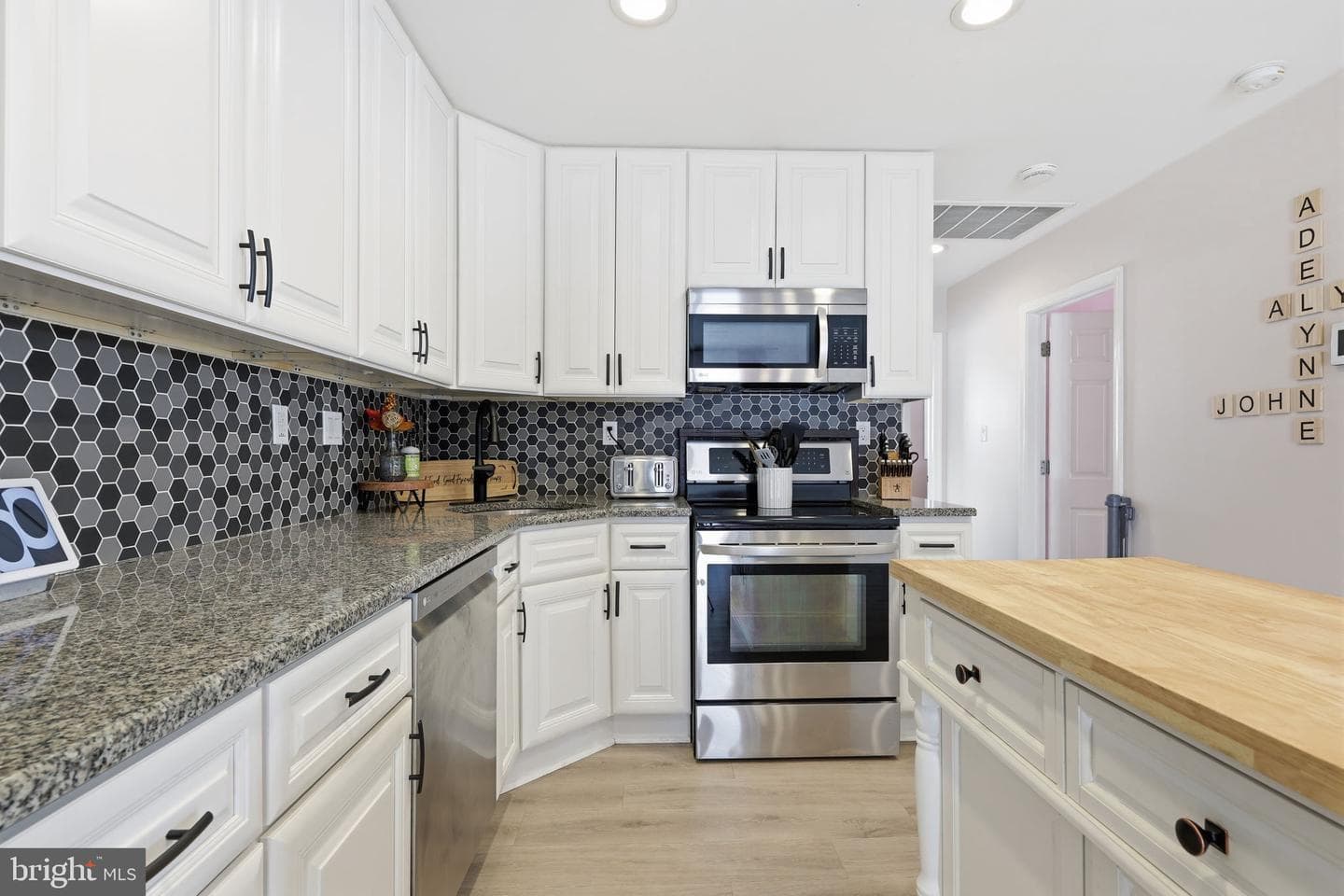 201 Allendale Drive photo 9