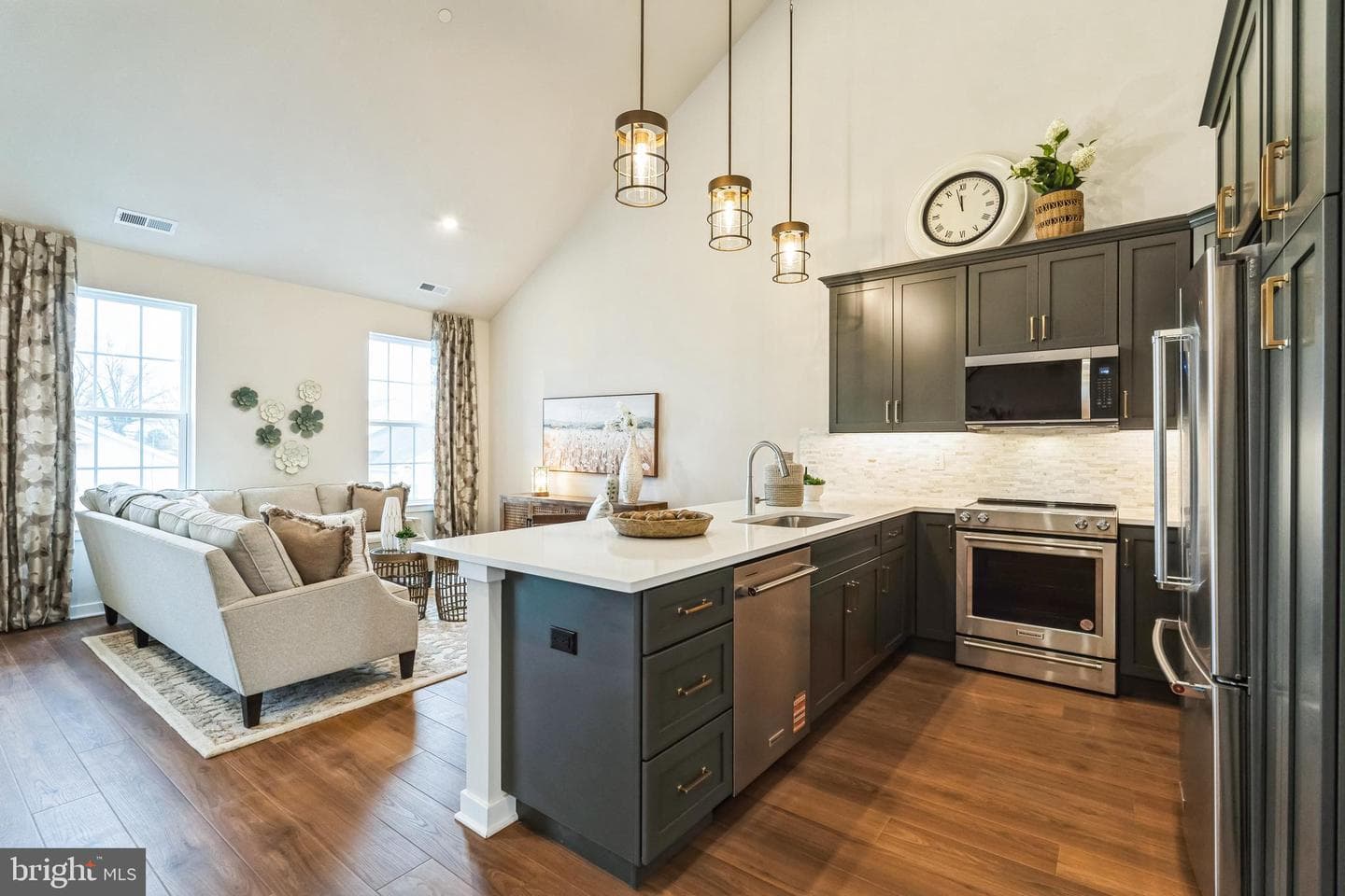 8 Ivy Lane #94 photo 2