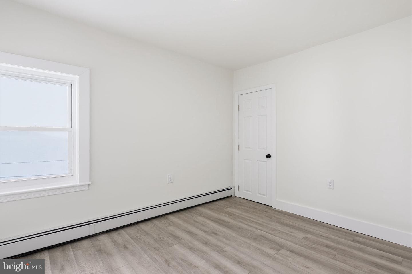 509 Pond Street photo 16