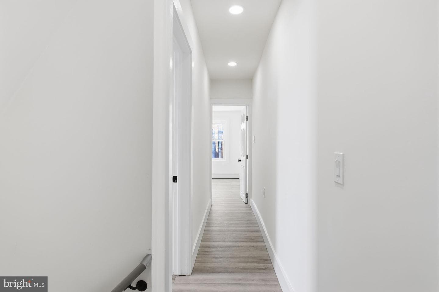 509 Pond Street photo 21