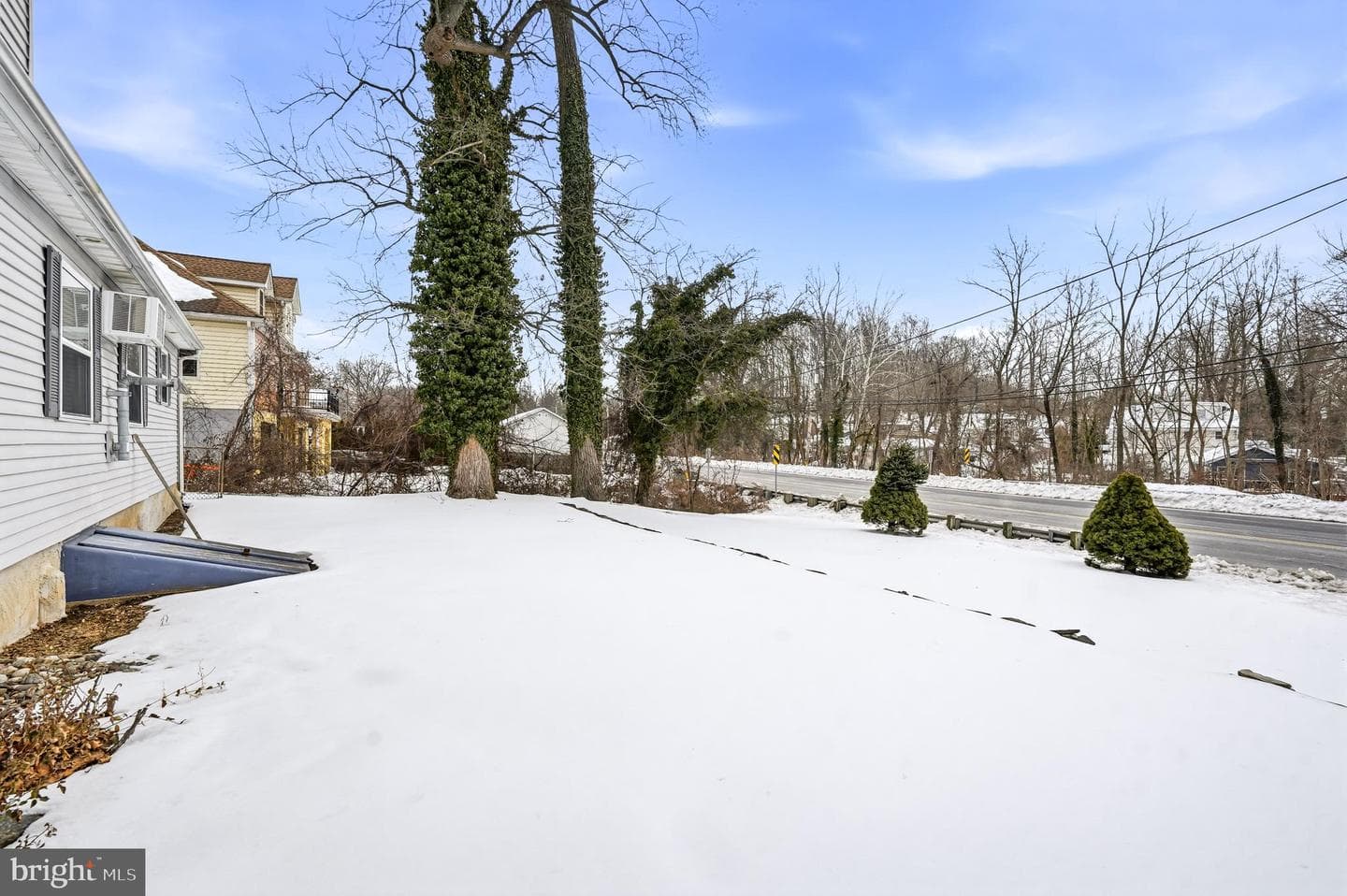 41 Pleasant Avenue photo 23