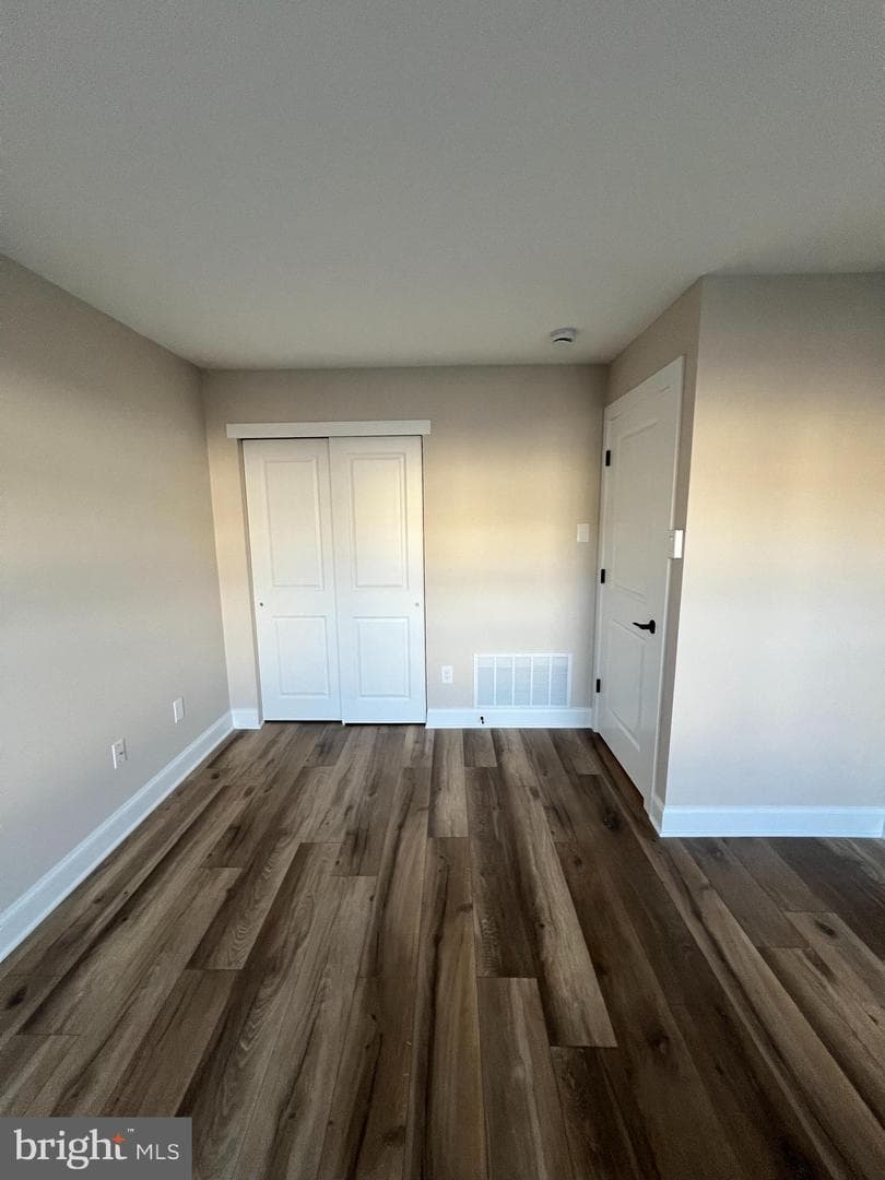 805 Society Place photo 9