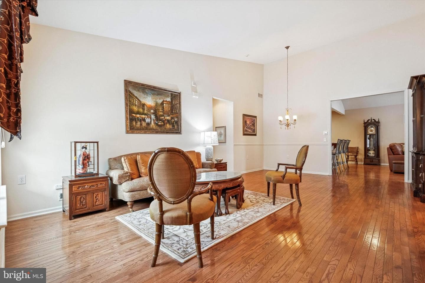 189 Villa Drive photo 4