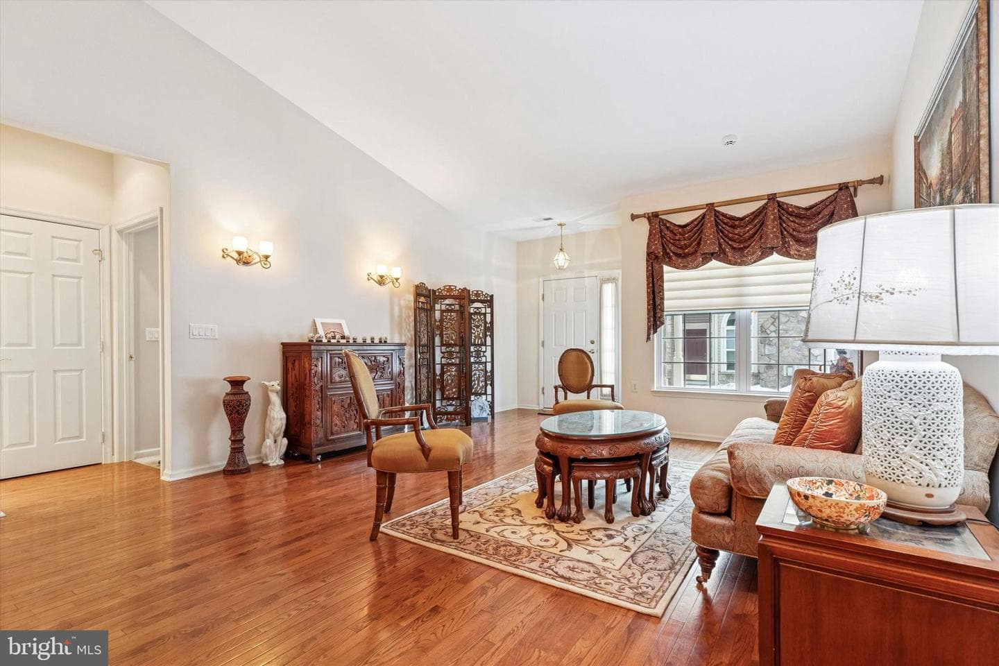 189 Villa Drive photo 5
