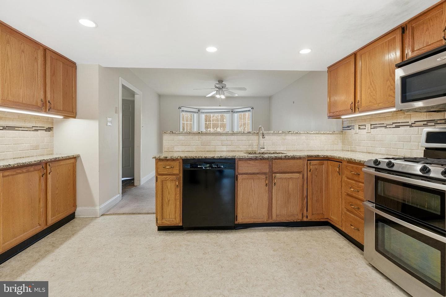 703 Eagle Lane photo 13