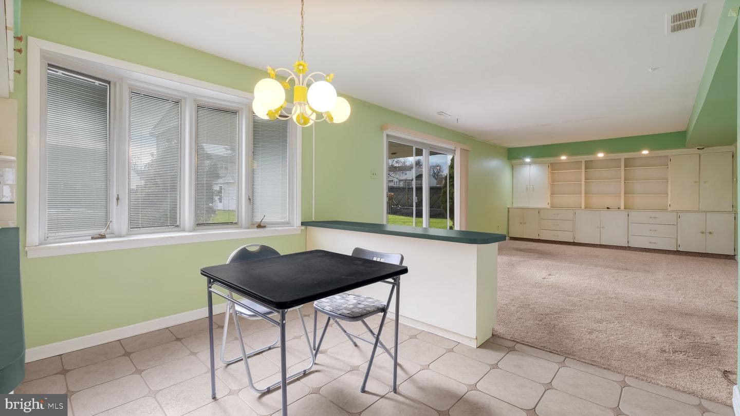 64 Springwood Drive photo 15