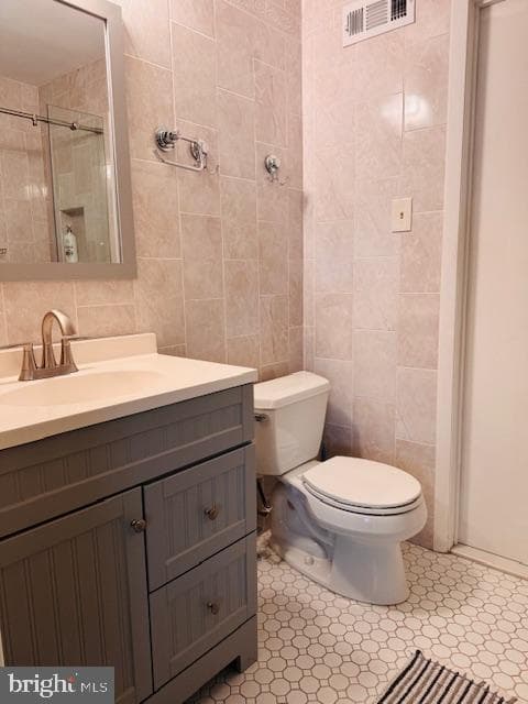 632 Longfellow Court photo 24