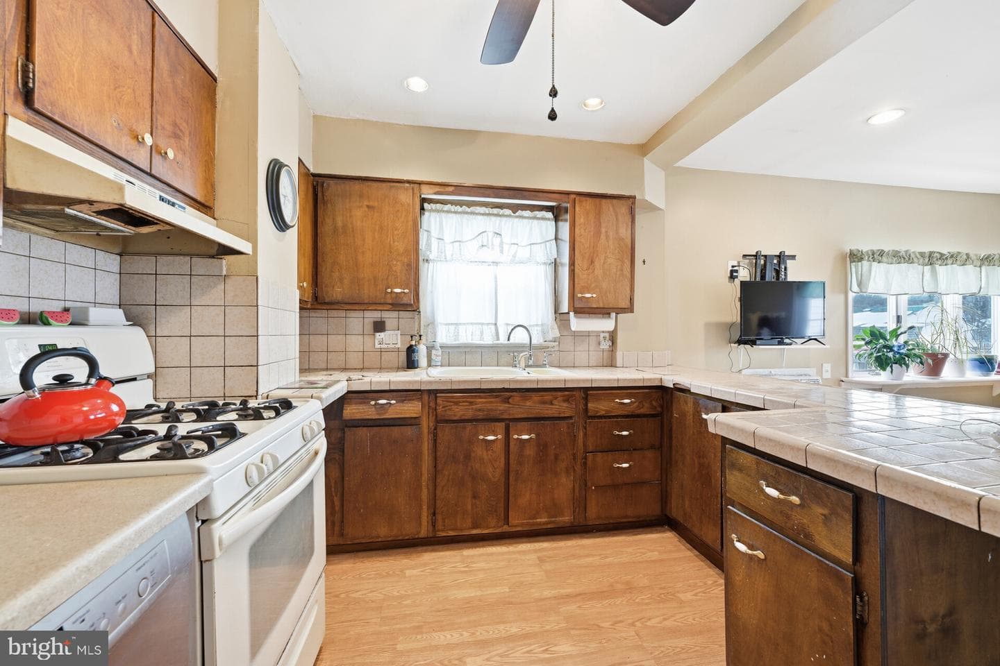 428 Madison Avenue photo 11