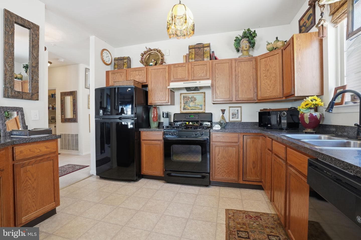 941 Hamilton Way photo 14