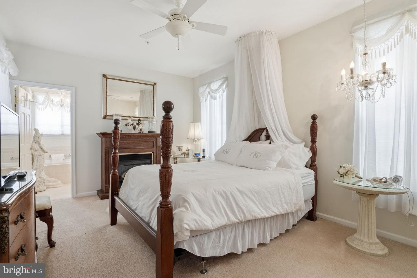 941 Hamilton Way photo 22