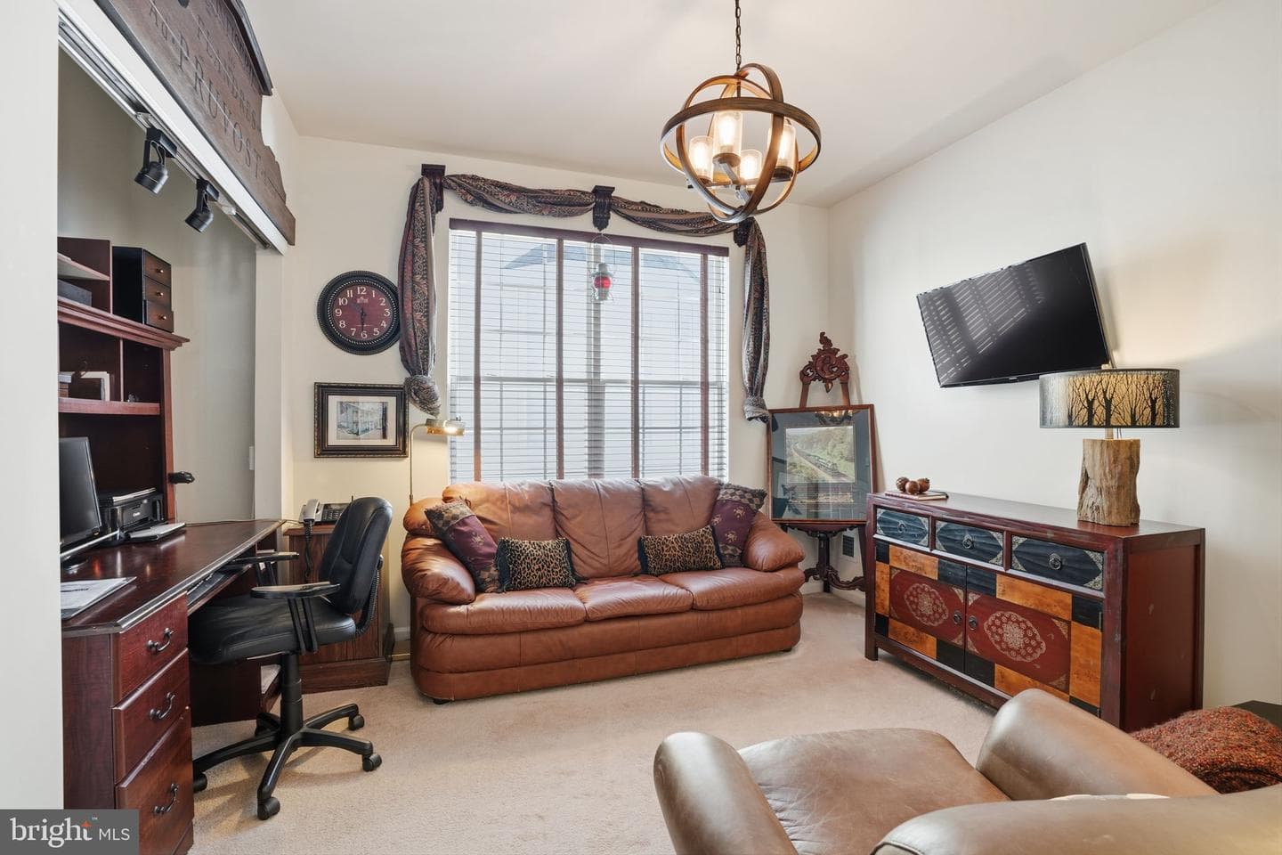 941 Hamilton Way photo 25