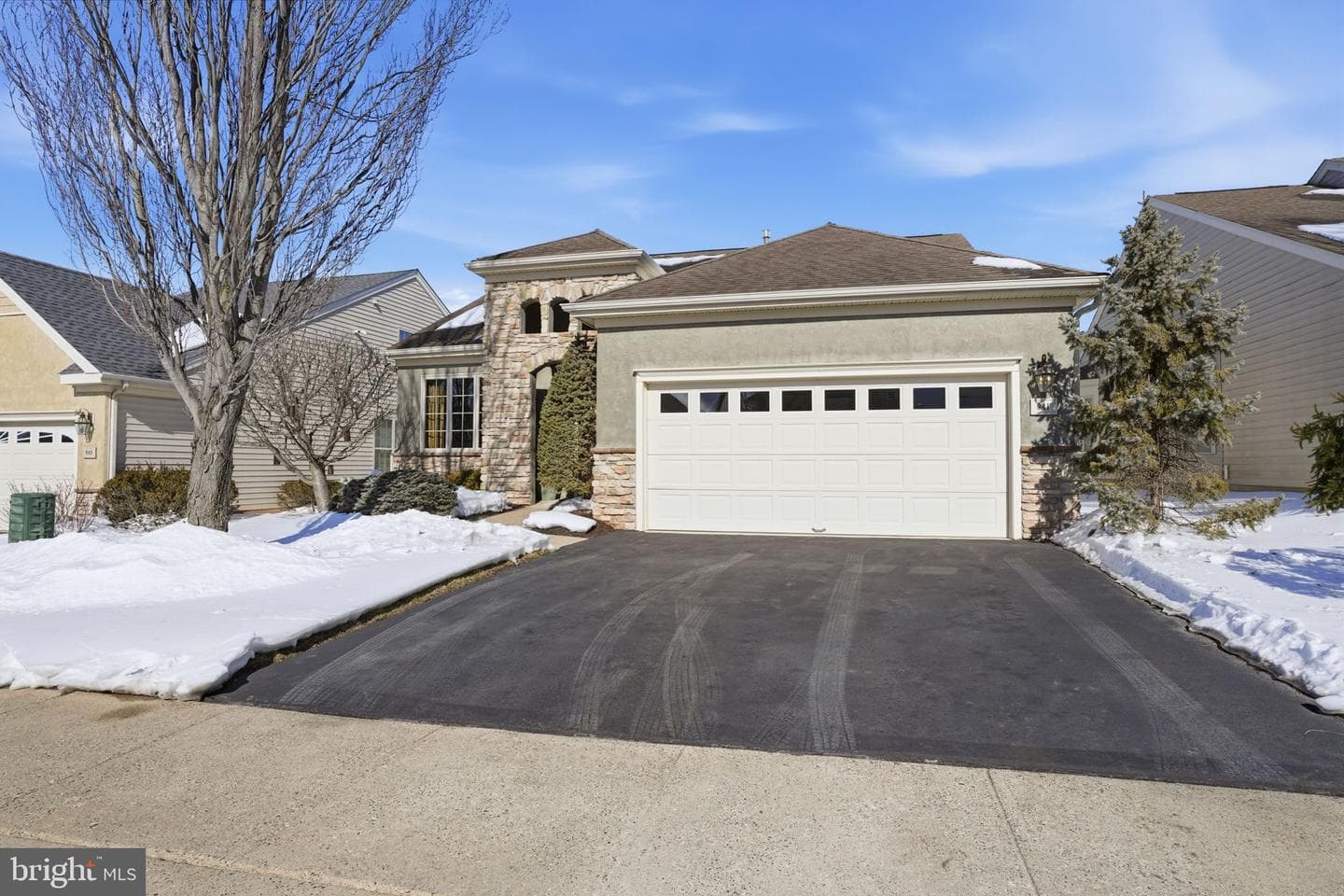 941 Hamilton Way photo 9
