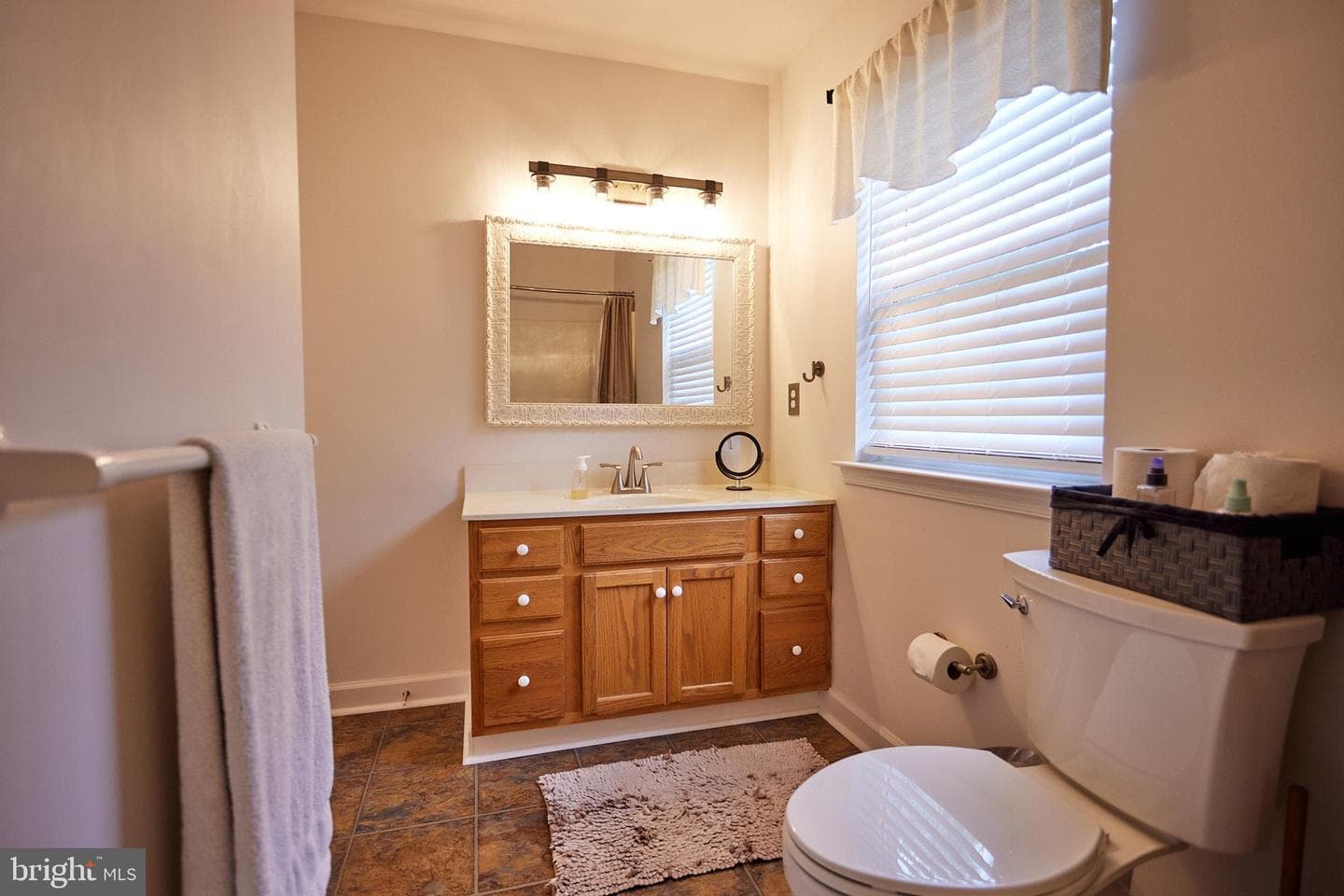 704 Campus Drive photo 16
