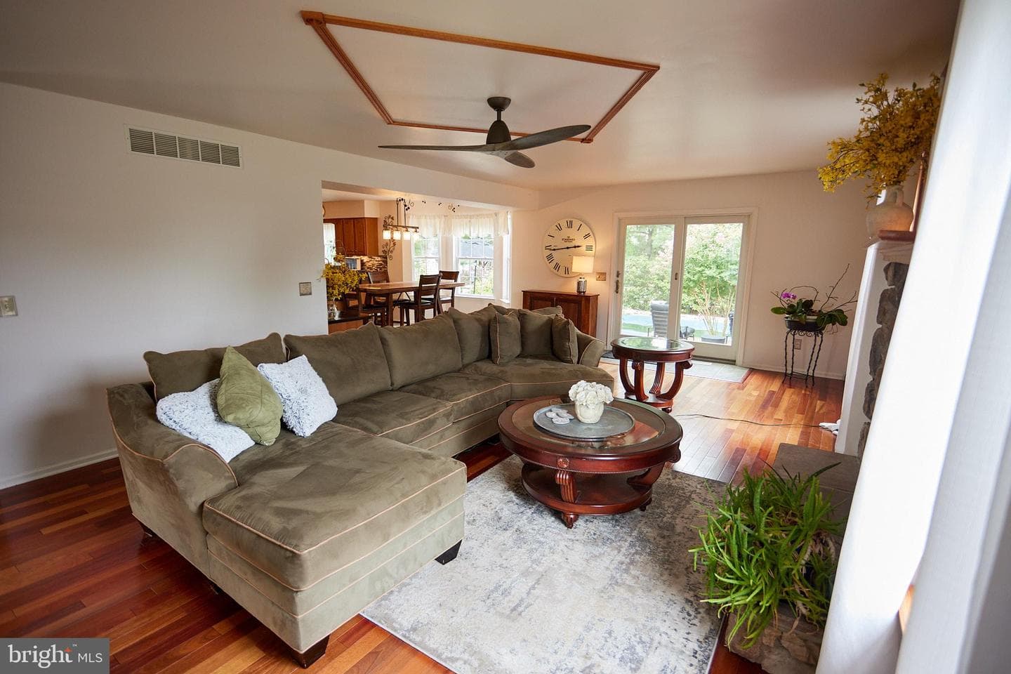 704 Campus Drive photo 6