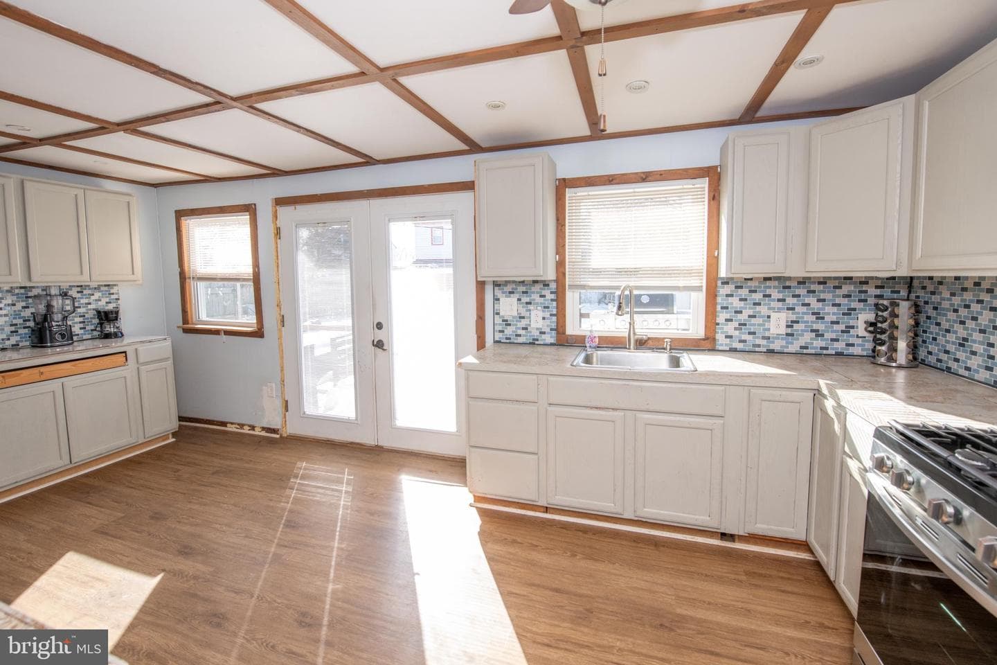 618 Cedar Avenue photo 5