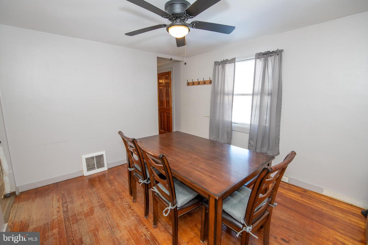 618 Cedar Avenue photo 8