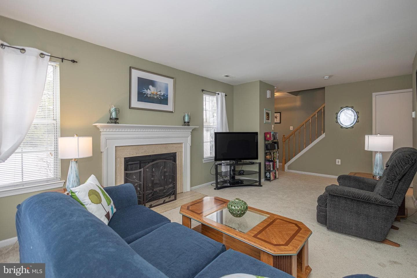 512 Mews Drive photo 6