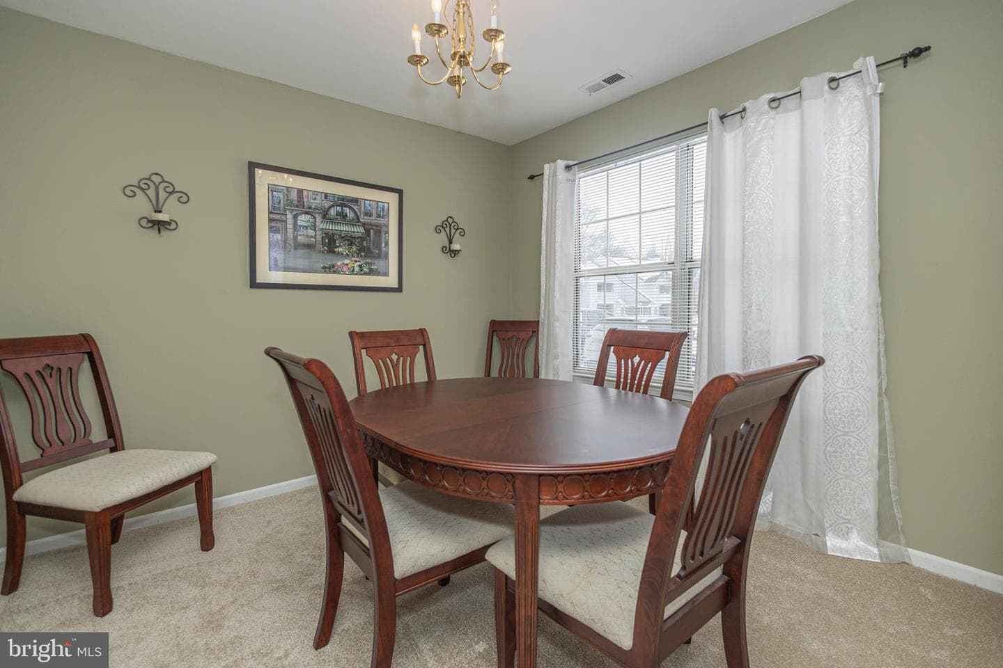512 Mews Drive photo 8