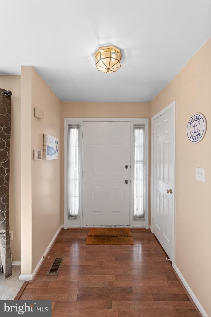 7705 Spruce Mill Drive photo 12