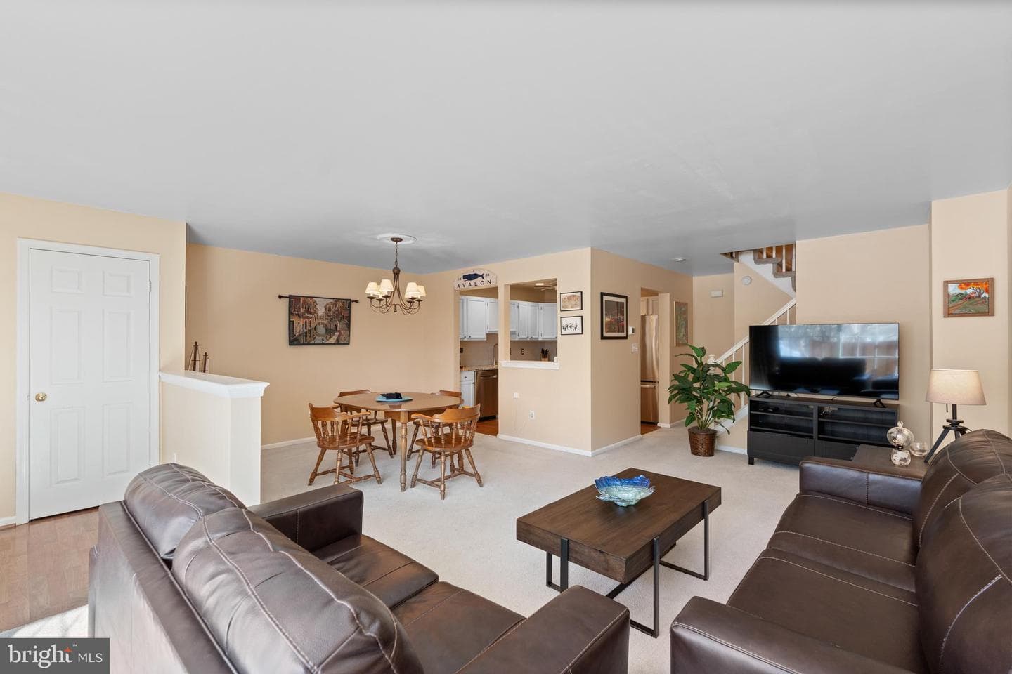 7705 Spruce Mill Drive photo 2