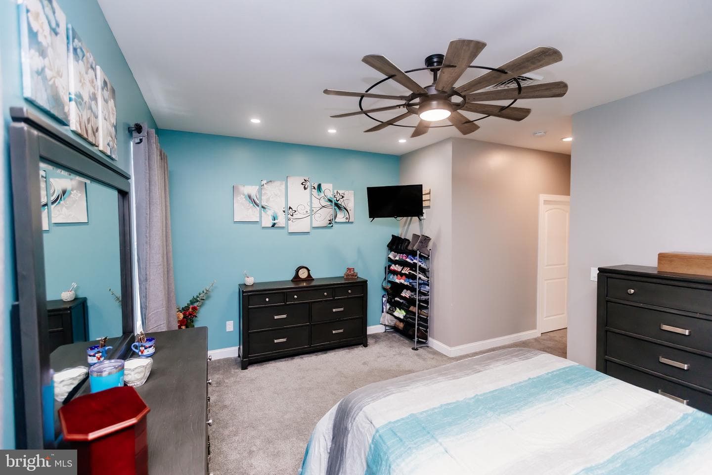 100 Elderberry Drive photo 23