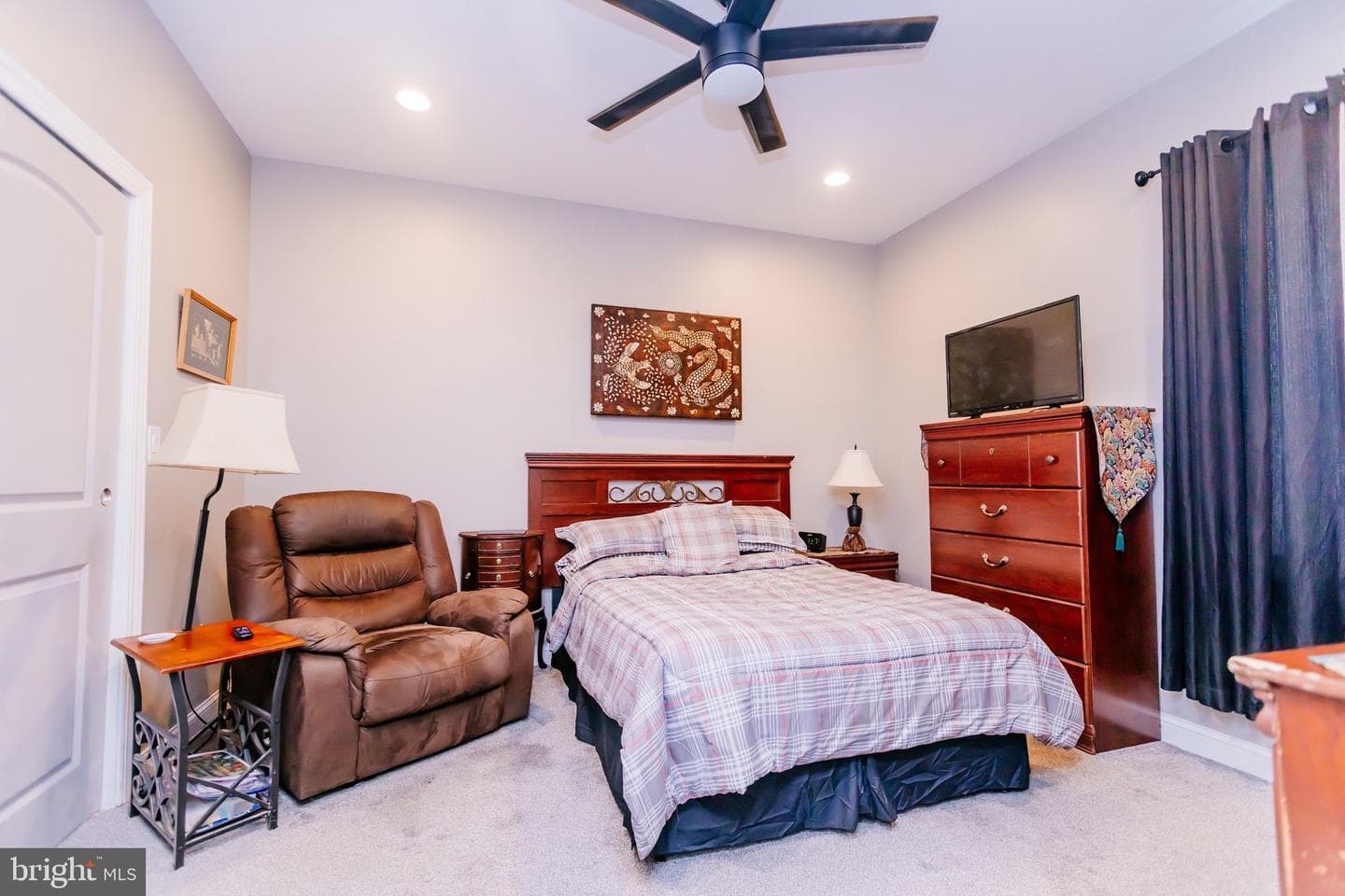 100 Elderberry Drive photo 30