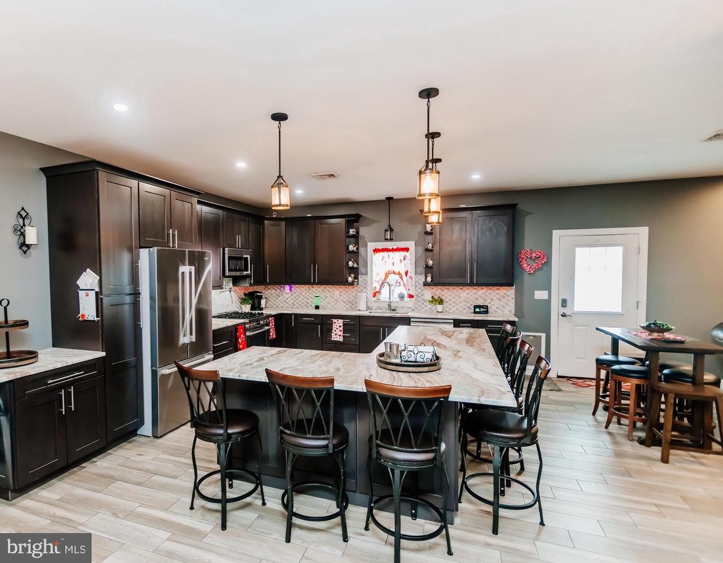 100 Elderberry Drive photo 4