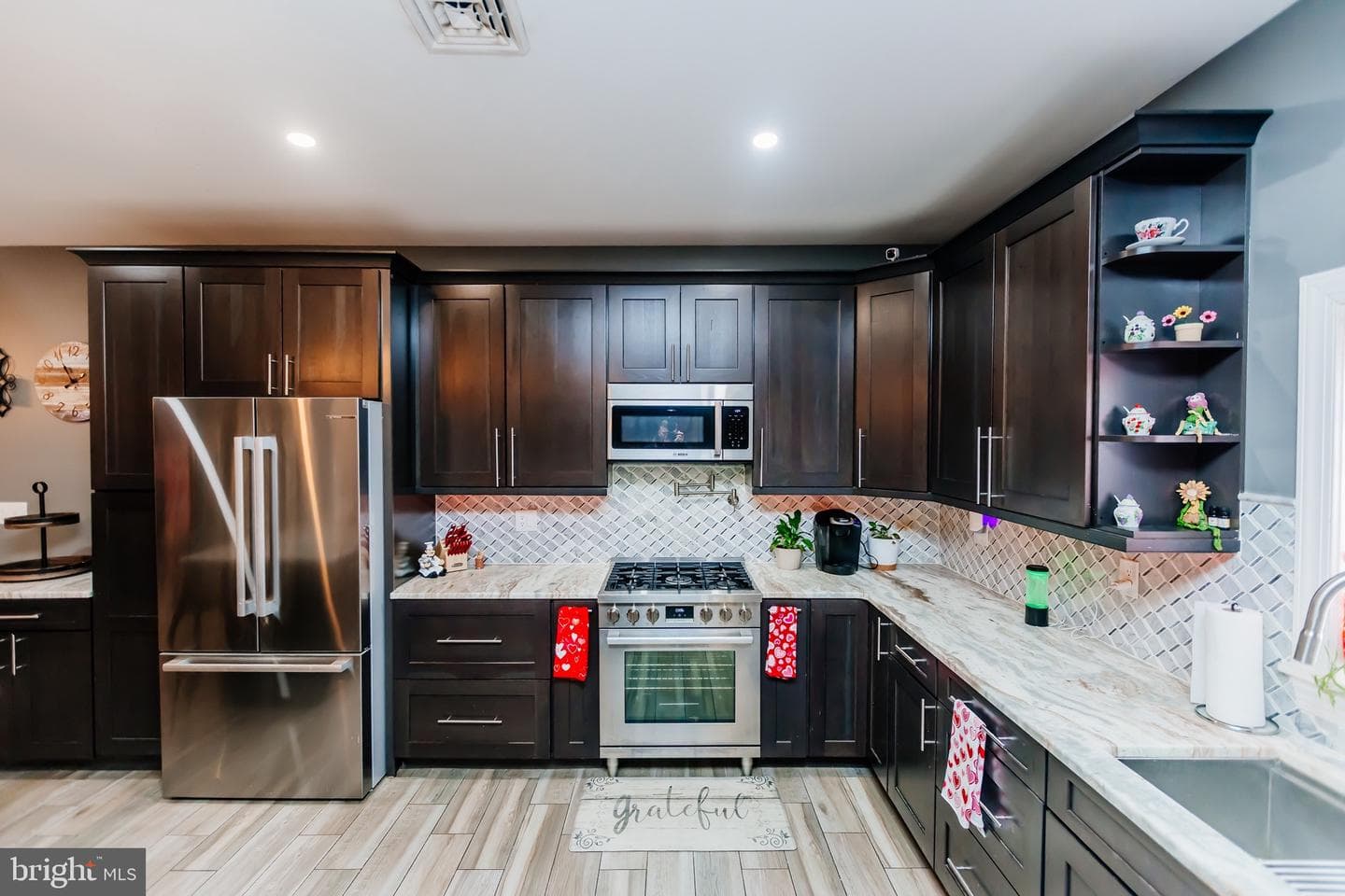 100 Elderberry Drive photo 5