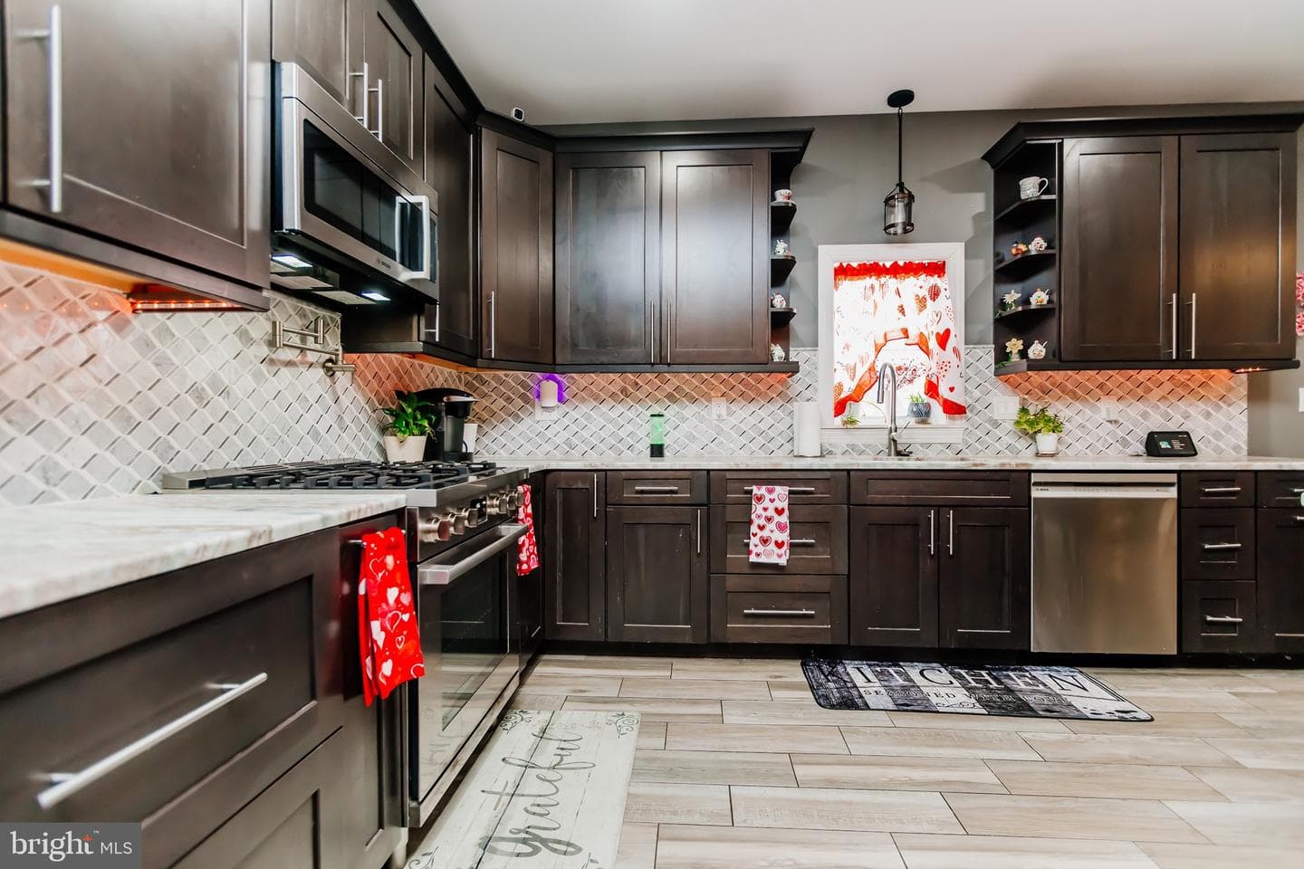 100 Elderberry Drive photo 6