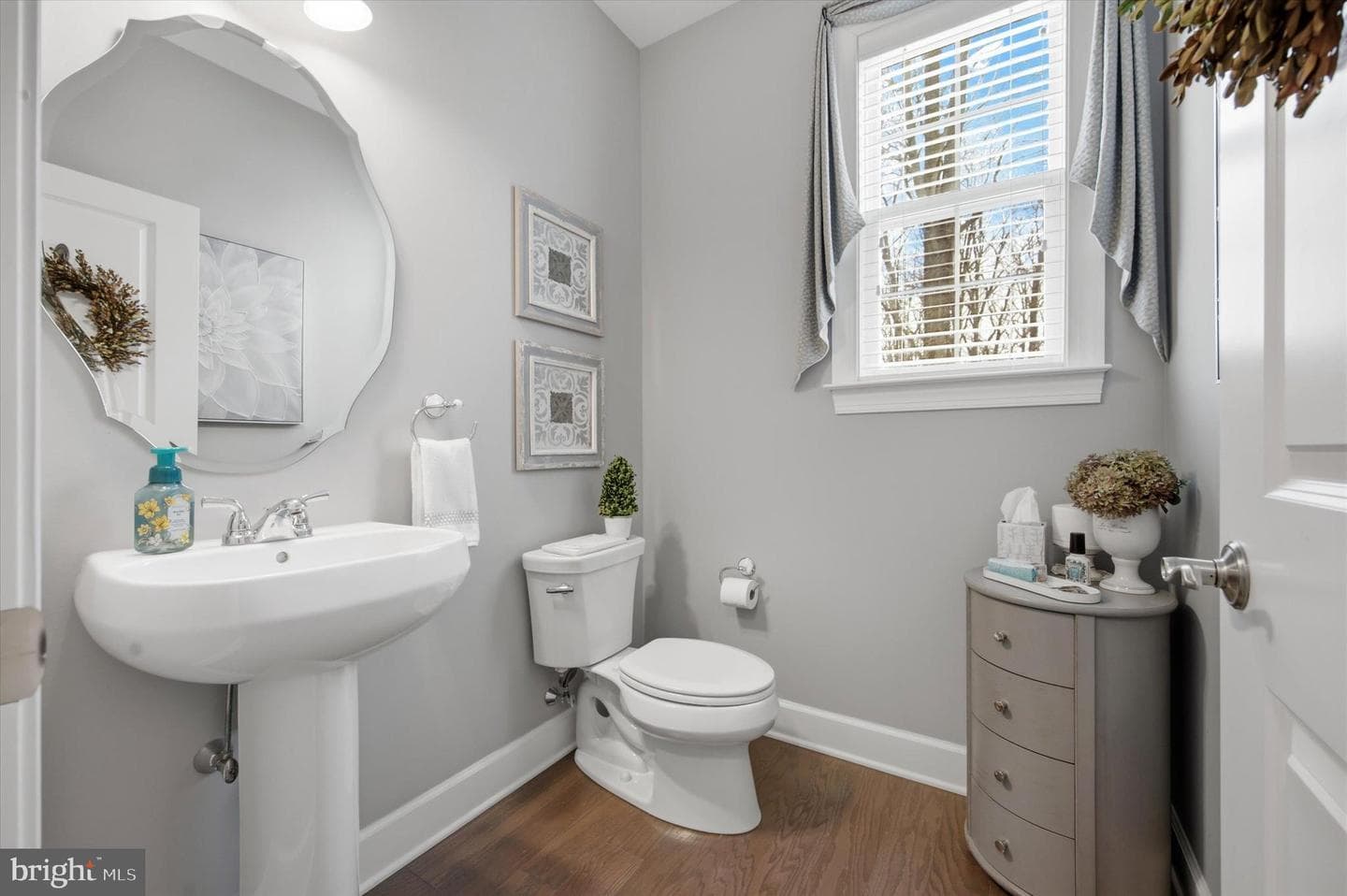 3622 Alley E Way photo 16