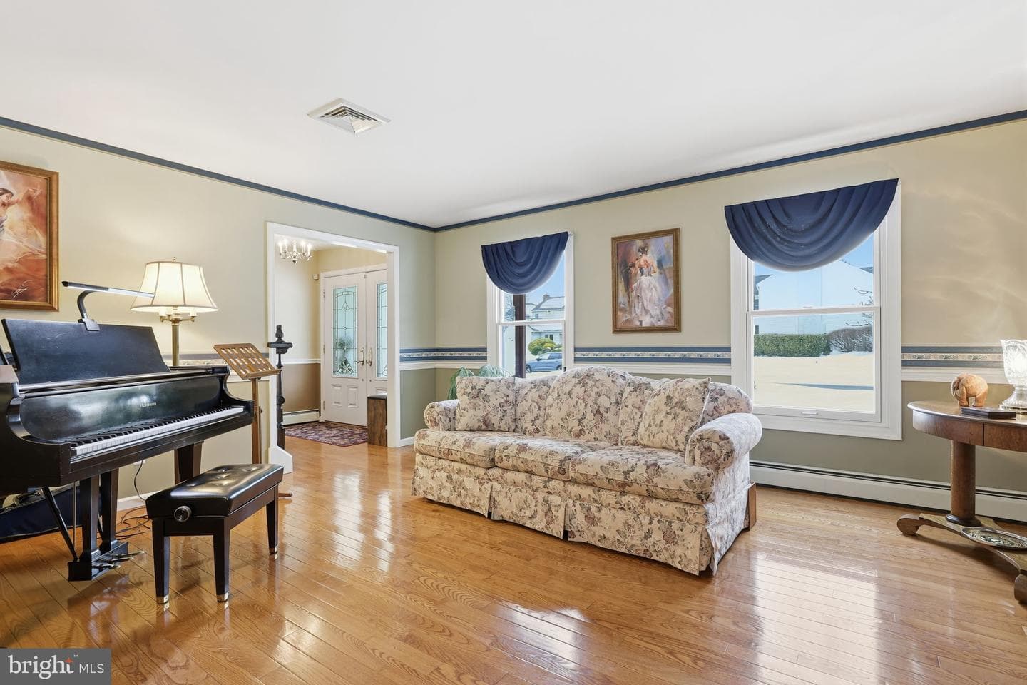 297 Cliveden Drive photo 10