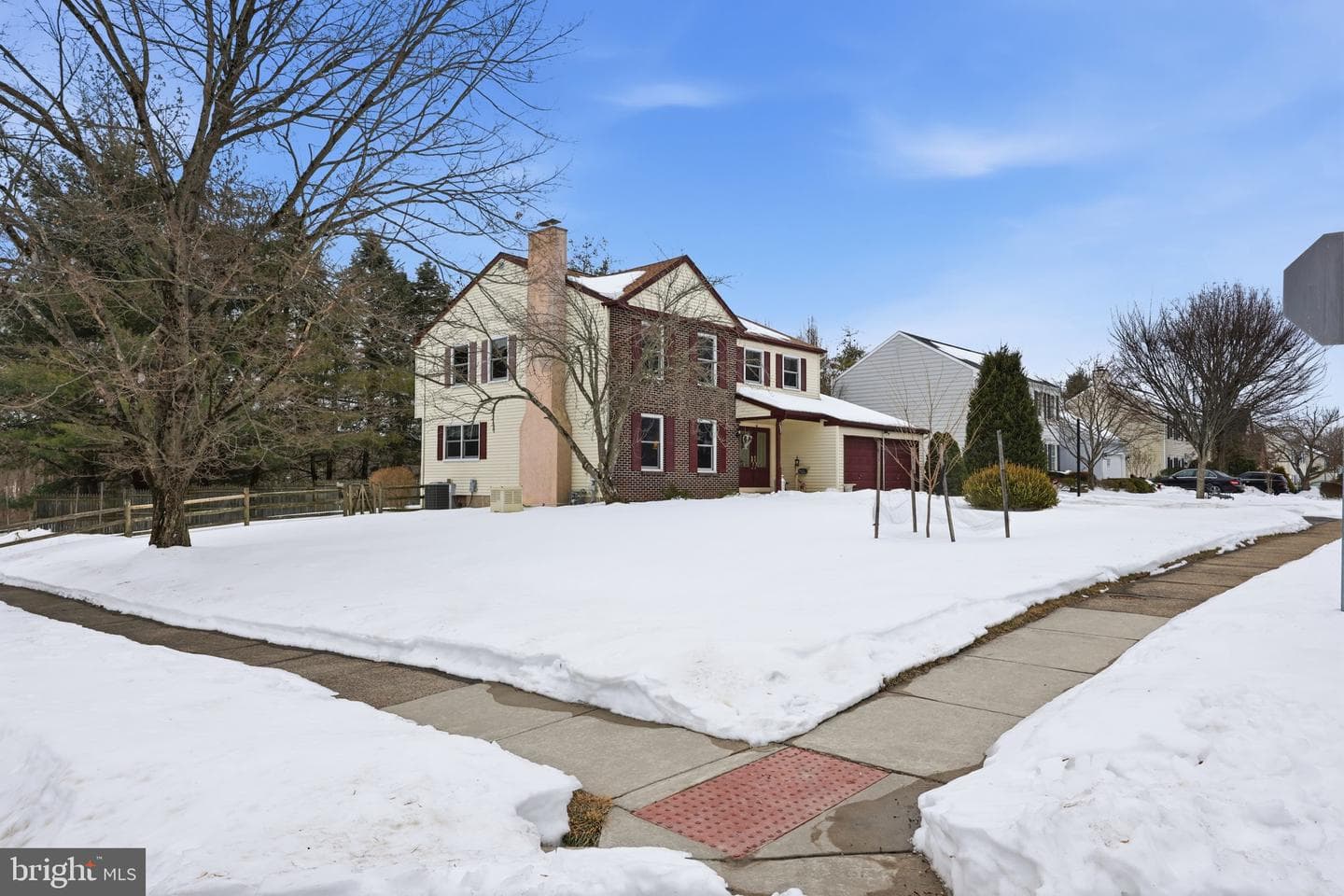 297 Cliveden Drive photo 38