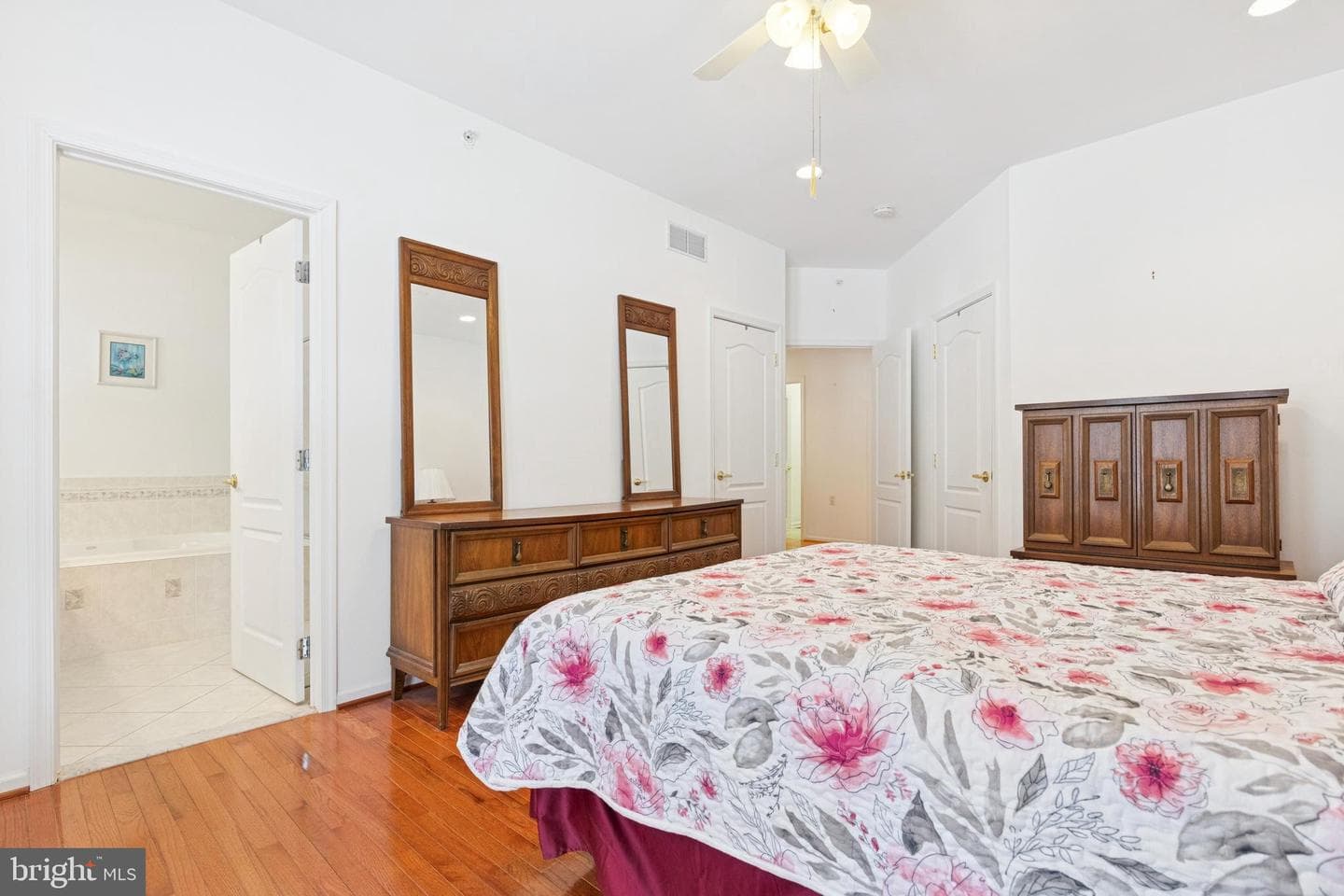 740 S. Settlers Circle photo 37