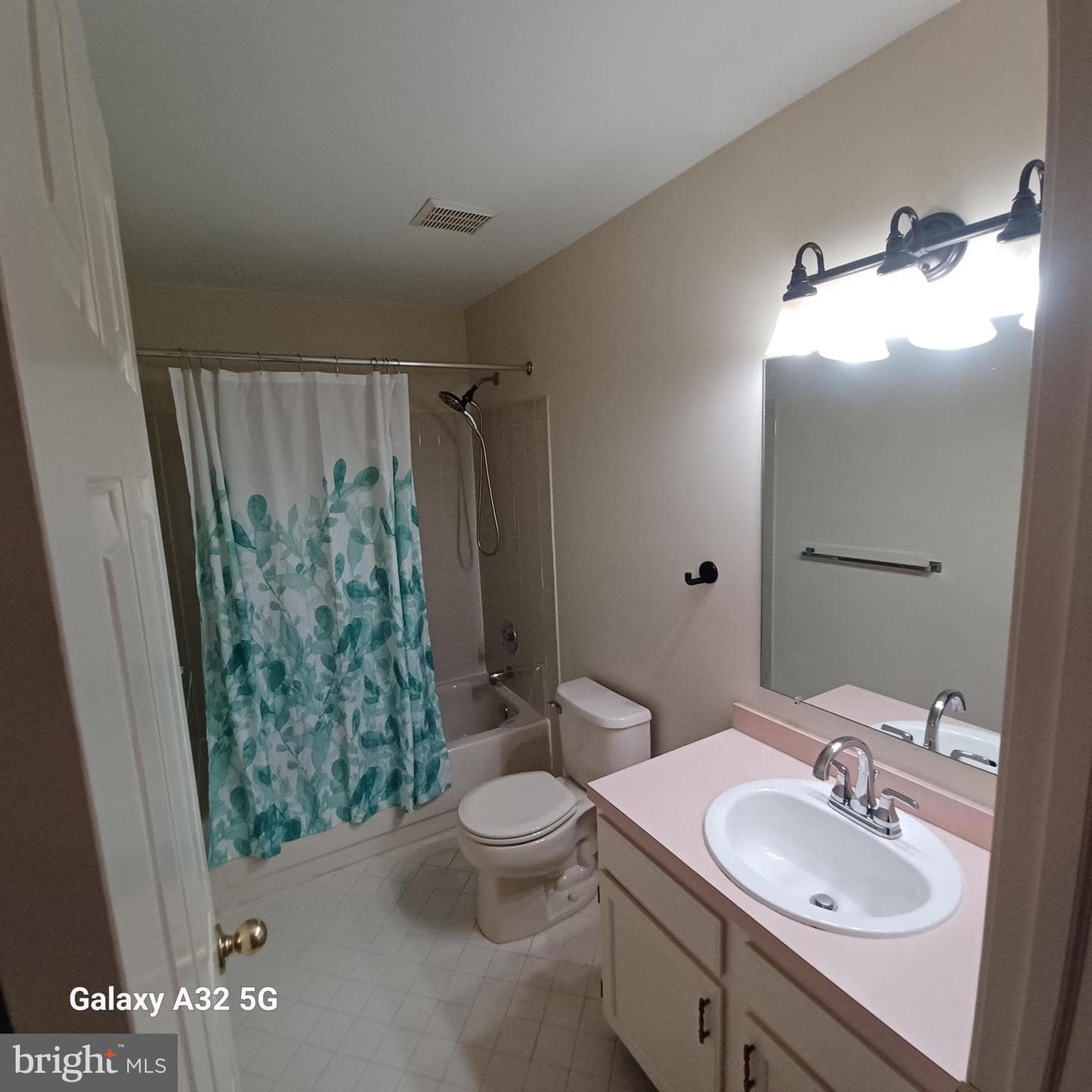 113 Glennbrook Court photo 13