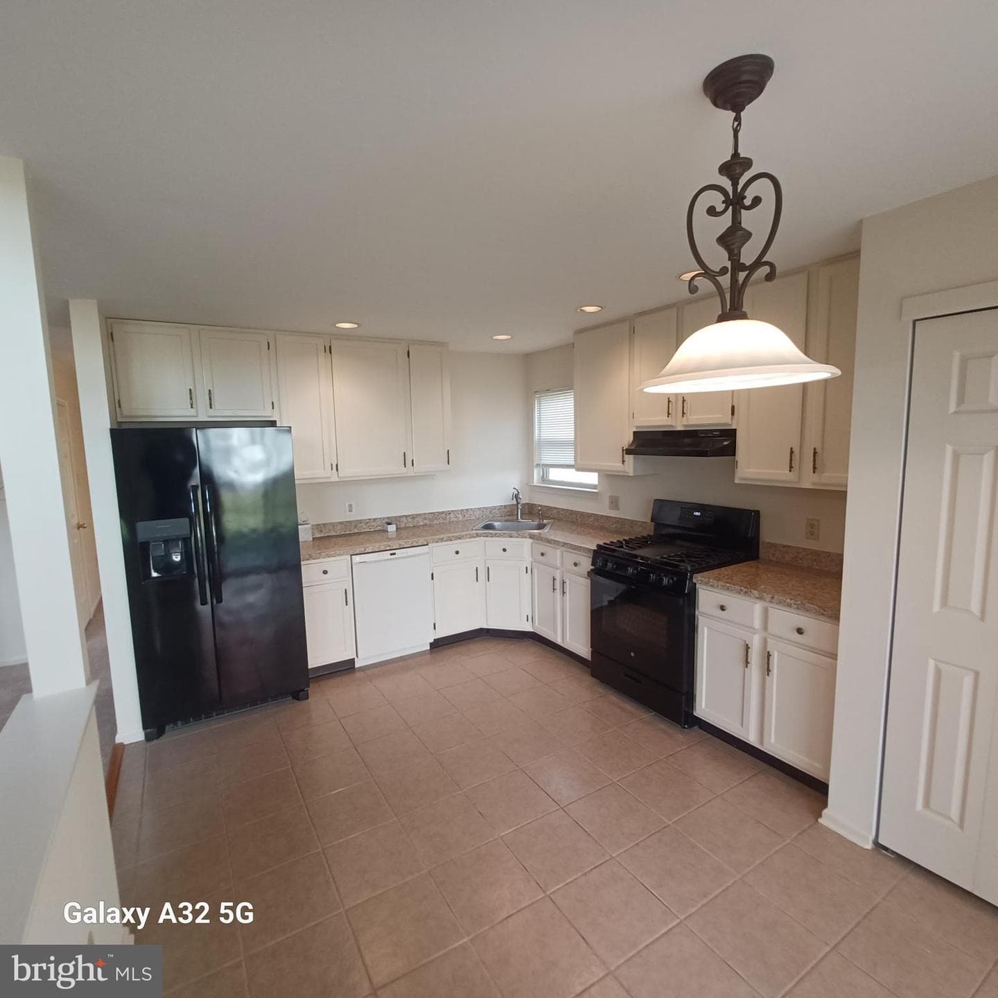 113 Glennbrook Court photo 8