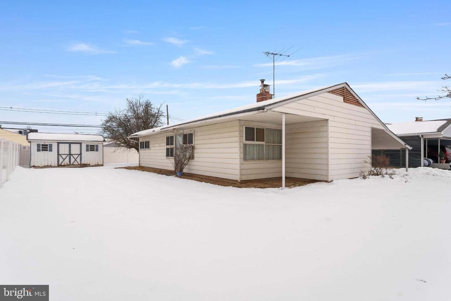 57 Palm Lane photo 4
