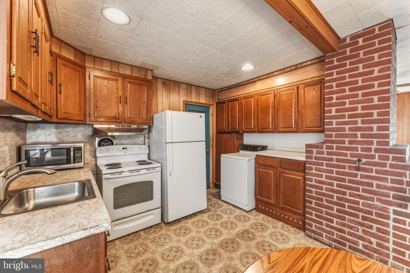 57 Palm Lane photo 9