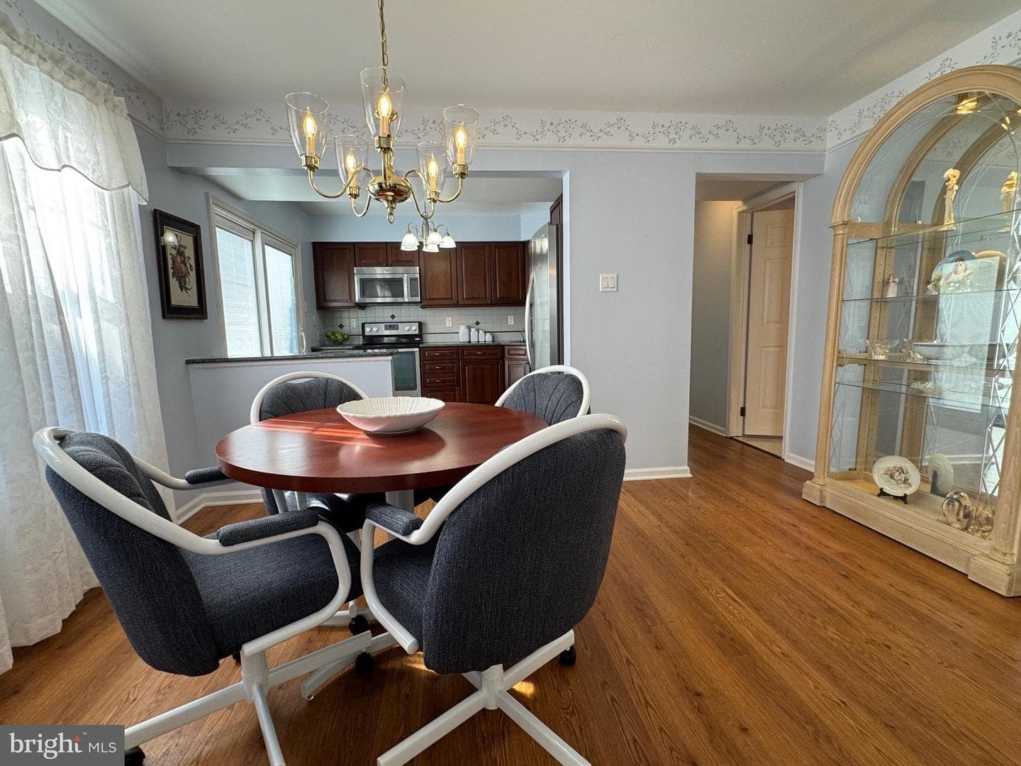 177 Raintree Court photo 12
