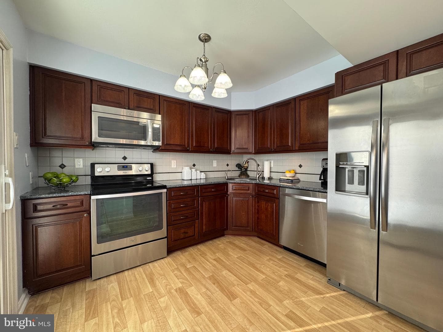 177 Raintree Court photo 17